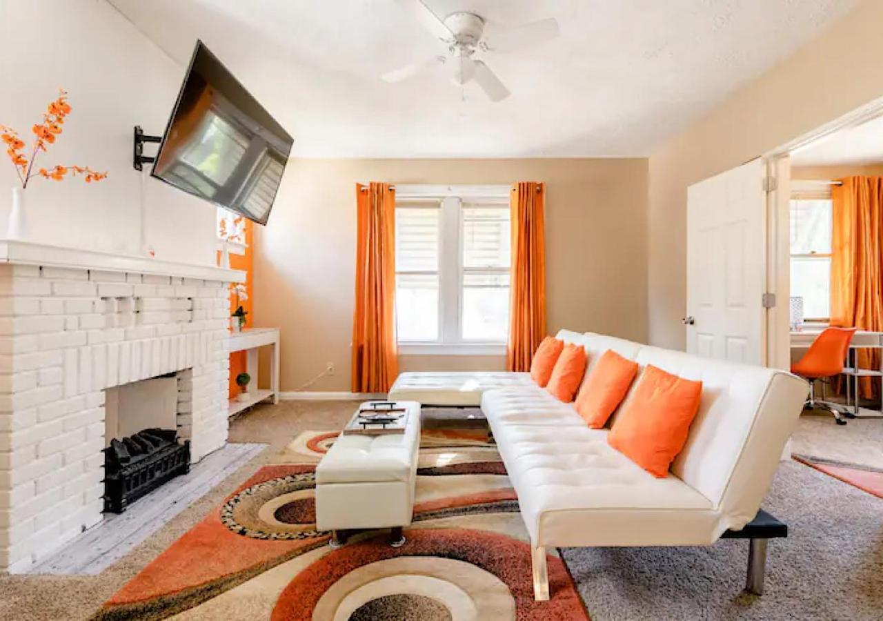 La Naranja Retreat - Cozy Duplex Near Downtown With Parking, 300 Mb Wifi & Self Check In Cleveland Exterior foto